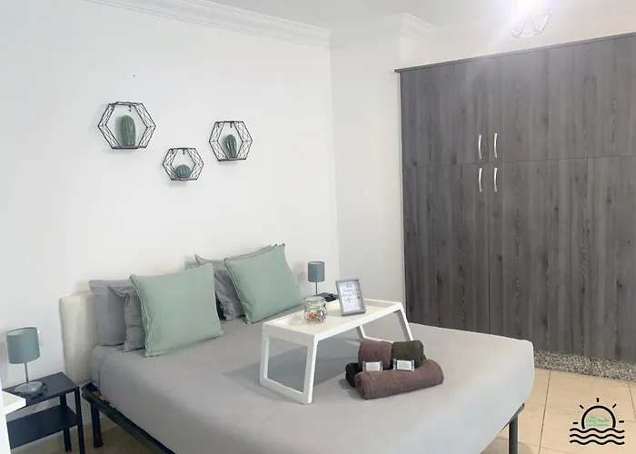 The Cozy Cristianos * Los Cristianos