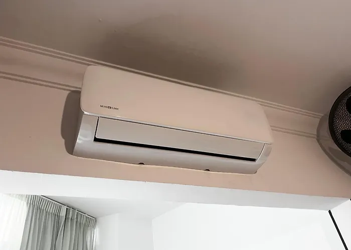 The Cozy Cristianos * Los Cristianos